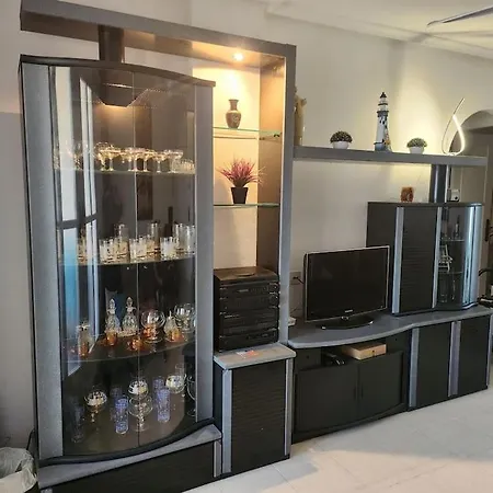 2 Bed Penthouse Close To The * Torrevieja