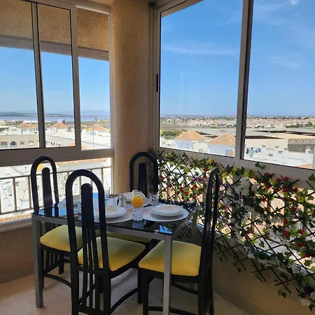 Apartment 2 Bed Penthouse Close To The