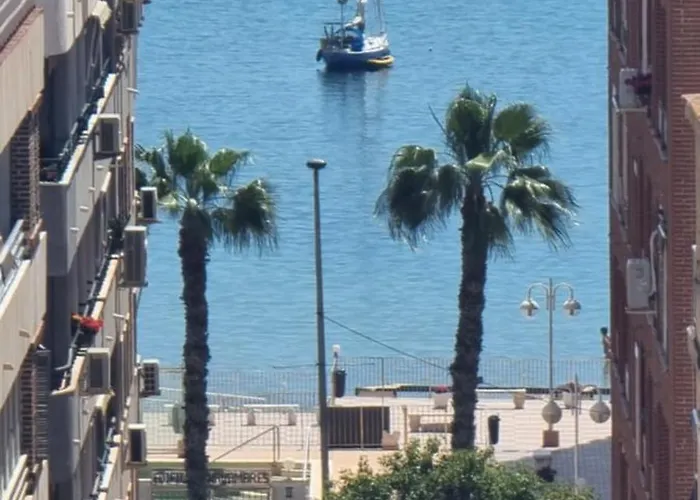 Apartament 2 Bed View Penthouse Close To The