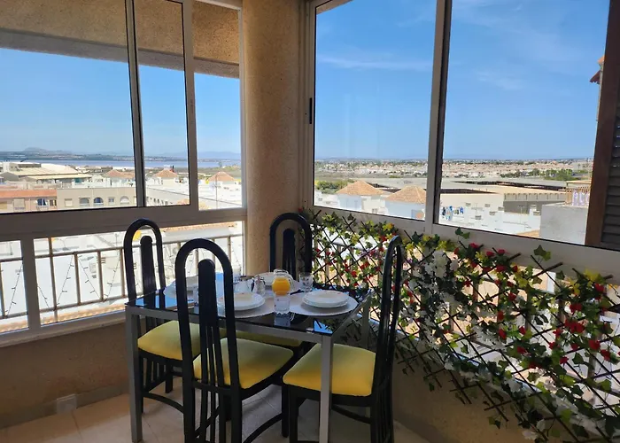 Apartament 2 Bed View Penthouse Close To The