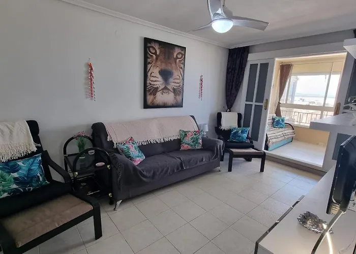 Apartament 2 Bed View Penthouse Close To The