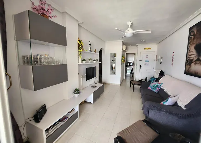 Apartament 2 Bed View Penthouse Close To The *